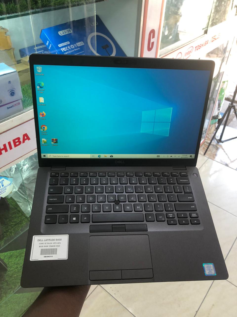 Dell Latitude 5400 | Core i5 8th Gen | 8GB RAM | Touchscreen