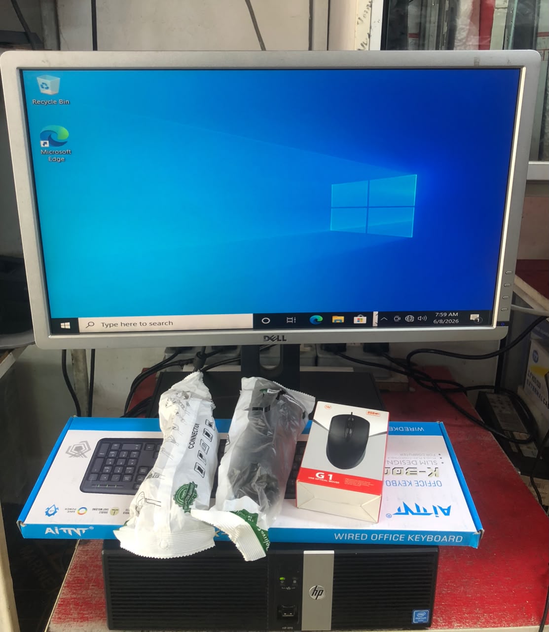 HP Pentium Desktop Complete Set