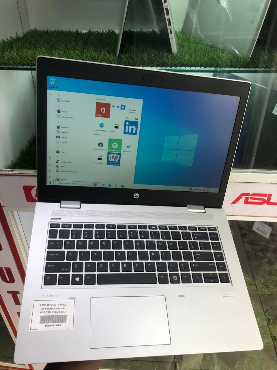 HP ProBook 645 G4 | AMD Ryzen 7 PRO | 8GB RAM | 256GB SSD