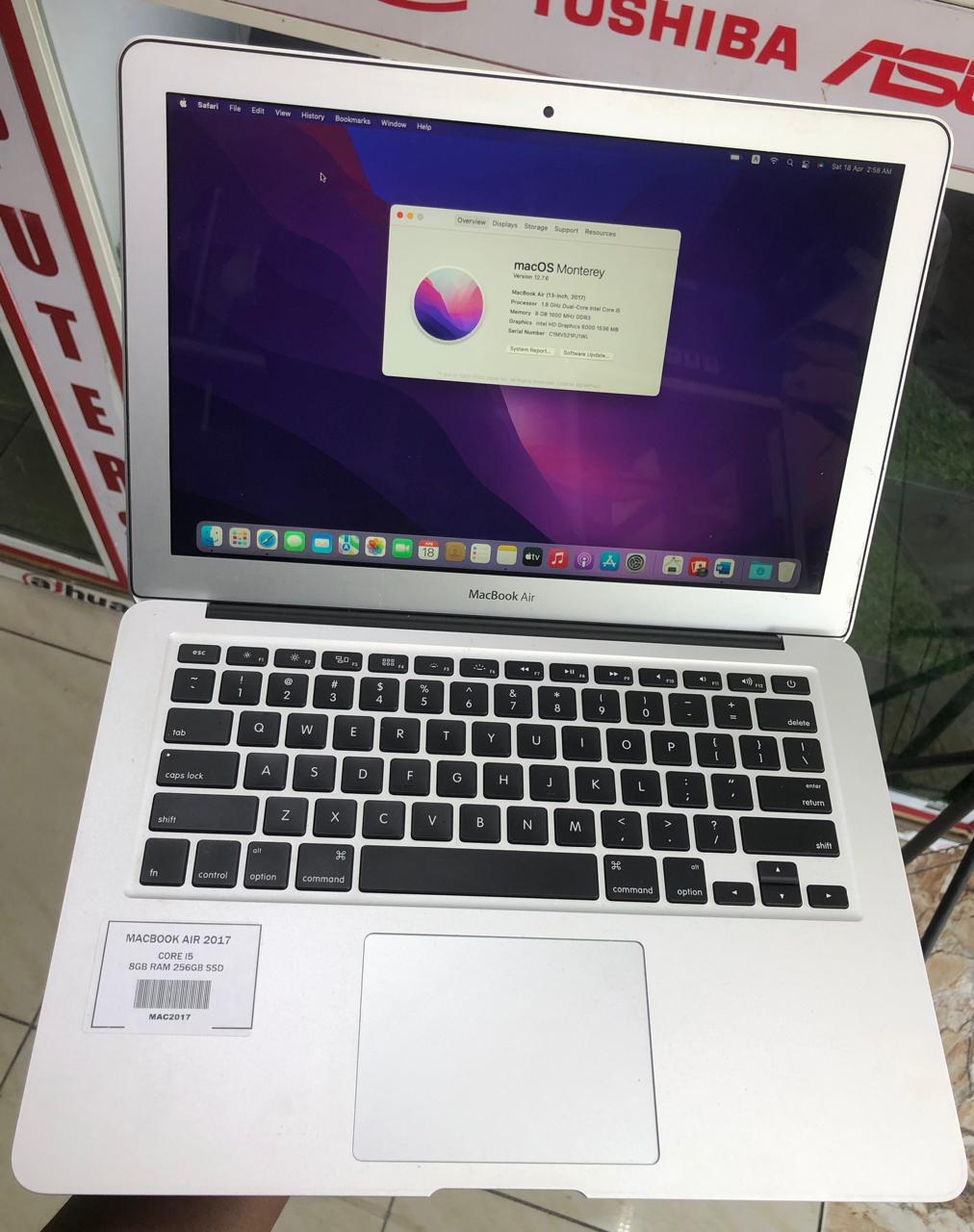 Apple MacBook Air 13" (2017) | Core i5 | 8GB RAM | 256GB SSD