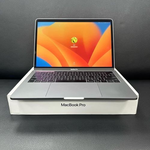 Apple MacBook Pro 13" (2017)